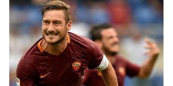 Florentino jagt Totti Trikot